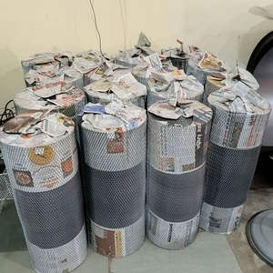 Lámina de malla metálica expandida de aluminio anodizado plateado para rejillas de equipos de refrigeración, ventilación y paneles arquitectónicos - Product Image 3