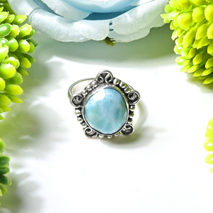 แหวนพลอยโอปอลธรรมชาติประดับเงินแท้ทรงกรอบ รุ่น AG-004 จาก Anvika Gems Jewels เหมาะสำหรับเป็นของขวัญวันครบรอบหรือหมั้นสำหรับผู้หญิง - Product Image 1