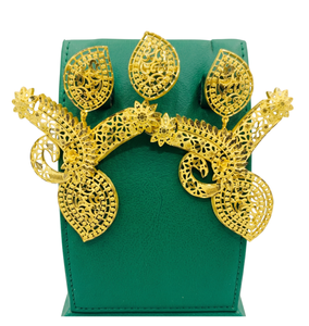 Naykk Creations - Juego de Collar, Pendientes y Anillo de 3 Piezas con Diseño de Hoja de Filigrana de Cobre y Latón Chapado en Oro de 24K Hecho a Mano para Mujer - Product Image 3