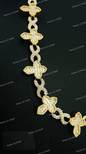 Collier de luxe en argent avec lien croisé et infini, serti de moissanite ronde glacée, chaîne statement pour femmes et hommes - Product Image 3