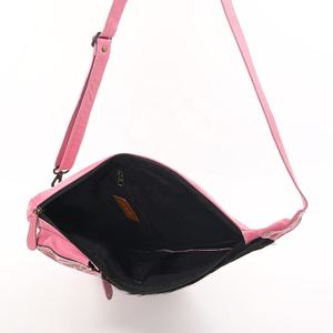 Mochila de cuero de vaca occidental con diseño artesanal, bolso de hombro estilo vaquero - Product Image 5