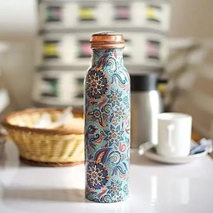 Bouteille tendance, bouteille de mode, bouteille premium, bouteille de sport, bouteille de gym, bouteille de voyage, bouteille de bureau, bouteille d'école, bouteille pour enfants, grande capacité - Product Image 3