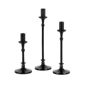 Ensemble de 3 bougeoirs coniques en métal noir mat de hauteurs variées, centre de table scandinave chic pour mariage et banquet - Product Image 2