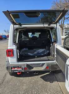 รถจี๊ปแรงเลอร์ รูบิคอน 4 ประตู ขับเคลื่อน 4 ล้อ ปี 2025 มือสอง - Product Image 6