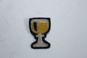 Insignias Bordadas a Mano de Calidad Superior - Tela Bordada con Colores y Logotipo Personalizados, Servicio OEM/ODM, MOQ Bajo de 25 Piezas - Product Image 4