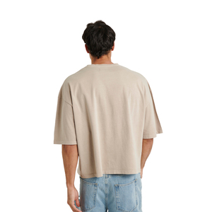 Camiseta Extra Grande Personalizada para Hombre, Algodón Grueso, Hombros Caídos, Corte Cuadrado, Color Beige, Estilo Urbano - Product Image 2