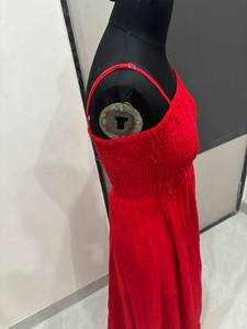 Vestido Maxi de Verano Casual para Mujer, Color Rojo Sólido, Cuello Cuadrado, Sin Mangas, con Tirantes, Cómodo de Usar, Alta Calidad, Venta al Por Mayor - Product Image 4