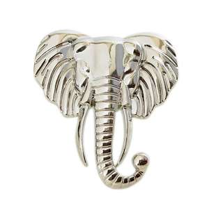 Anneaux de serviette en or et argent pour la décoration de table, accessoires de table élégants pour les hôtels - Product Image 2