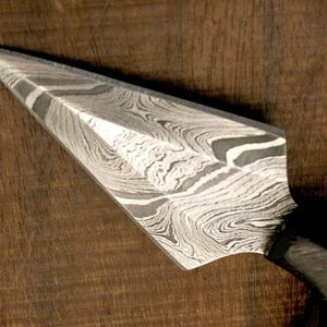 Couteau de chasse artisanal Edge Master Manufacture EM-6600 Top Skinner en acier Damas, manche en bois, lame non réglable de 8 pouces - Product Image 3