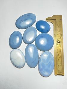 พลอยลาพิส ลาซูลีสีน้ำเงินธรรมชาติทรงรีแบบคาโบชอง ขัดเงา สำหรับทำเครื่องประดับ - Product Image 1