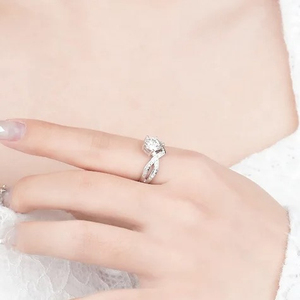 Anillos de Compromiso de Oro Blanco de 10k, 14k y 18k con Diamantes Cultivados en Laboratorio con Certificación IGI CVD HPHT, Corte Redondo, para Mujeres y Hombres - Product Image 2