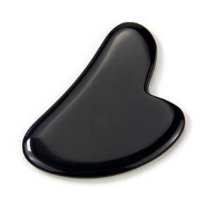Gua Sha Redonda de Resina Natural Hecha a Mano Personalizada para Reventa a Salones de Masajes y Artistas - Product Image 4