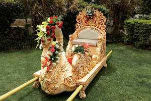 Premium Maharaja Style Wedding Palki <b>Doli</b> for Bride Entry Entrance Best Traditional Palki Factory Price Trending Marriage <b>Doli</b> - Product Image 5