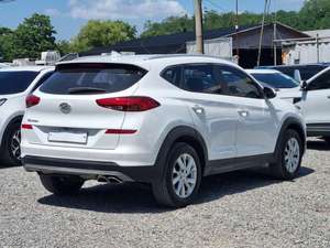 Tucson SUV d'occasion blanc 2020 Diesel Automatique 5 portes Sièges en cuir Écran tactile Commutation urbaine Voiture coréenne d'occasion Voiture de seconde main - Product Image 2
