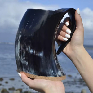 Taza de Cuerno de Búfalo Real Vintage Personalizada, Hecha a Mano, Ecológica y de Alta Calidad, con Logotipo Personalizado - Regalo Vikingo Original - Product Image 1