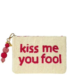 Elegante Cartera Pequeña Premium con Bordado de Corazón con Cuentas para el Día de San Valentín, Artesanía de Bordado Hiba de MD HANDICRAFTS - Product Image 1