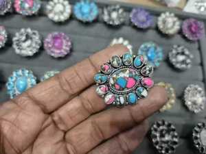 Anillo Tradicional de Plata Antigua con Forma de Media Flor y Gemas de Algodón de Azúcar, Joyería Especial para Regalo de Mamá, Diseño Floral - Product Image 1