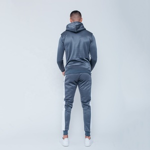 Vêtements de sport, vêtements de fitness, vêtements de jogging en tissu technique, ensemble de survêtement pour hommes, survêtement de sport de bonne qualité, survêtement à manches longues pour hommes - Product Image 4