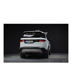 Land Rover Discovery 2.0 P300 SE 2023, 57,831 km, Caja de Cambios Automática, Volante a la Izquierda, Cámara Trasera - Product Image 4