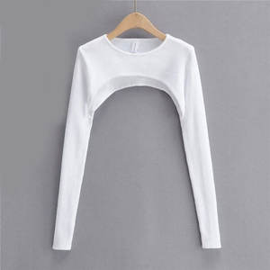 เสื้อยืดผู้หญิงแขนยาวเสื้อครอปฤดูใบไม้ผลิฤดูใบไม้ร่วง Y2k เสื้อผ้าสไตล์ความงาม คอกลม สีดำ สีขาว - Product Image 5