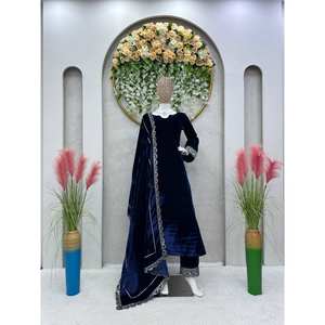 Conjunto de Top-Pent y Dupatta para Fiesta con Lentejuelas y Bordado Dori, Talla XL - Product Image 2