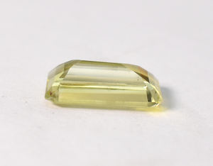 Piedra Preciosa de Cuarzo Limón Natural en Forma de Octágono 16.5X9.5X6 mm 7.15 ct - Product Image 6