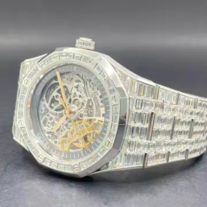 นาฬิกาควอตซ์ผู้ชายหรูหรา ดีไซน์เนอร์ ประดับเพชรโมอิสซาไนต์  แบบ Iced Out นาฬิกาข้อมือแฟชั่นระดับพรีเมียม - Product Image 3