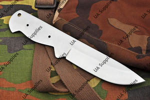 Cuchillo de Caza y Camping Multifuncional de Grado Industrial con Hoja Fija de Acero al Carbono Forjado a Mano OEM de UA Supplies - Product Image 6