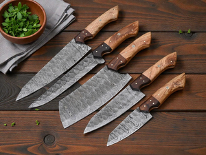 Juego de Cuchillos de Cocina Sm Knives de 5 Piezas, Hechos a Mano, de Acero de Damasco, 0.5 mm de Grosor, Hoja Recta, Punta Caída, Grado Industrial, Madera Azul OEM - Product Image 5