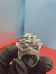 Bague Fleur en Grappe Plaqué Or Rose et Rhodium pour Femme et Unisexe, Bijou de Fiançailles, Mariage, Fête, Sertie de Griffes en Argent Sterling 925 - Product Image 5