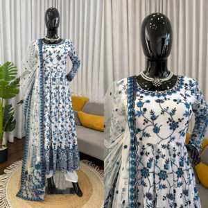 Hermoso Vestido Anarkali de Diseño Indio-Pakistaní en Tela Georgette con Bordado de Hilos y Lentejuelas, para Bodas, Casual, Tradicional, Ropa Femenina - Product Image 5