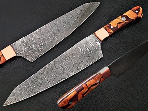 Couteau de chef Black Smith 1987 en acier Damas 12,5 pouces, forgé à la main, style japonais, manche en bois, orientation réglable de la main, finition haute brillance - Product Image 1