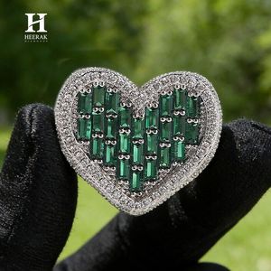 Anillo de Sello Personalizado de Corazón con Diamantes de Imitación Estilo Hip Hop - Anillo de Dedo Índice Chapado en Oro de 14K con Diamantes de Laboratorio - Product Image 3