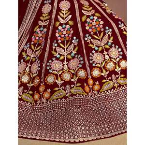 Espectacular Lehenga Choli de Georgette con Lentejuelas Color Granate, Corte en A, con Volantes, para Recepción - Product Image 1