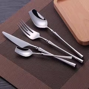 Juego de Cubiertos de Metal Moderno, Cuchara, Tenedor y Cuchillo, Juego de Cubiertos Duraderos y Elegantes para la Mesa de Cocina - Product Image 6
