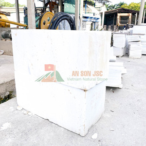 Blocs de marbre blanc de qualité supérieure, origine Vietnam, pour finitions intérieures de luxe et conception d'architecture moderne, production de grandes dalles - Product Image 3
