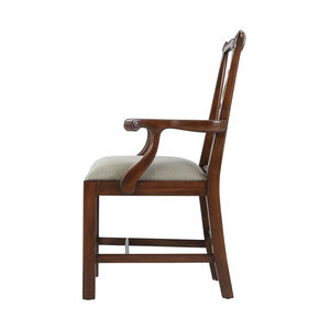 Sillón de Comedor de Madera Antigua, Estilo Contemporáneo, Tallado a Mano, Tapizado en Lino, para Hotel o Villa de Lujo - Product Image 4