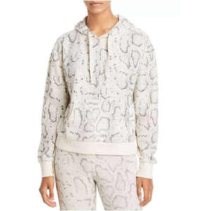 Nouvel ensemble de survêtement élégant personnalisé avec logo, comprenant un sweat à capuche court à épaules tombantes et un pantalon de jogging, 2 pièces pour femmes - Product Image 6