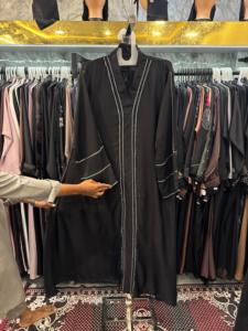 Oferta caliente: Nuevo estilo, hermosa abaya islámica tradicional negra de Dubái para mujer, de poliéster transpirable hasta el tobillo, ideal para primavera. - Product Image 5