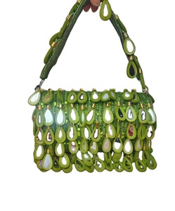Pochette de soirée bohème brodée avec miroirs, perles, diamants et pompons, à bouton ouvert et sangle réglable, pour femme, idéale pour mariage - Product Image 1