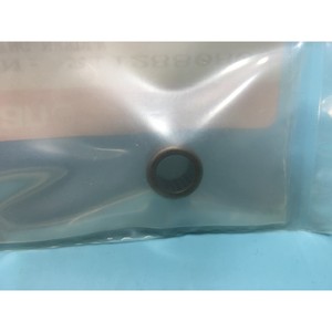 Lote de 8 Casetes de Rodamientos de Agujas VARIAN 2112880800 - Equipos y Piezas de Semiconductores de Confianza de Tradicción Global - Product Image 3