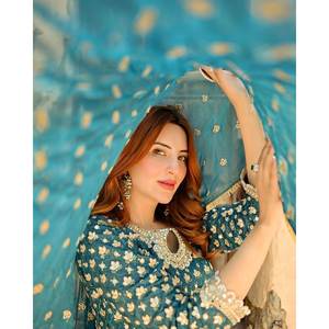 Conjunto superior e inferior de mujer de diseñador con Dupatta para ropa de fiesta - Product Image 5