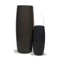 Ensemble de pots de fleurs en fibre de verre écologiques minimalistes modernes avec trous de drainage, légers et durables pour une utilisation en intérieur/extérieur, maison et jardin
