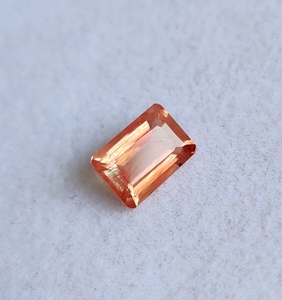 Pierre de soleil d'Oregon orange cuivrée de qualité supérieure naturelle, pierres précieuses facettées non montées pour la fabrication de bijoux, disponible au prix de gros. - Product Image 3
