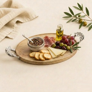 Plateau de service artisanal en bois de manguier de qualité supérieure avec poignées décoratives en métal feuille d'argent, plat décoratif ovale durable - Product Image 2