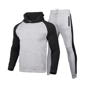 Conjunto Deportivo de Hombre, Sudadera con Capucha y Pantalones Jogger, Tejido Transpirable, Ecológico, Multicolor, de Primera Calidad, Corte Ajustado Informal - Product Image 1