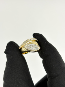 Bague en diamant de culture en or jaune 14K ou 18K |   Diamant Marquise avec accents baguette |   Bijoux fins pour femmes, bijoux de fiançailles - Product Image 1