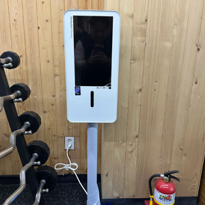 เครื่องวิเคราะห์สุขภาพอัจฉริยะ Bodydot BDF1000 ที่ใช้พลังงานจาก AI โครงอะลูมิเนียมอัลลอยด์ที่ยืดหยุ่นได้ ไม่สามารถพับเก็บได้ ติดตามสุขภาพทั่วร่างกาย - Product Image 1