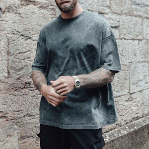 T-shirt pour homme avec logo personnalisé, lavage à l'acide, 100% coton, couleur et logo personnalisés, haute qualité, respirant, col rond, coupe classique - Product Image 2