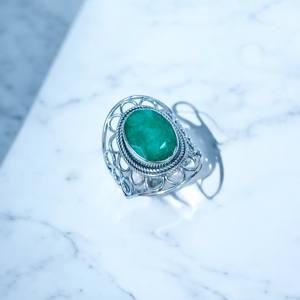 แหวนเงินแท้ 925 ประดับมรกต ดีไซน์สวยงาม ราคาขายส่ง - Product Image 2